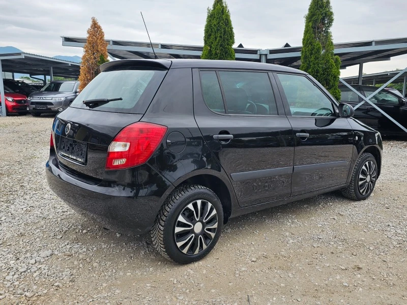 Skoda Fabia 1.2 БЕНЗИН ! ! ! КЛИМАТИК, снимка 5 - Автомобили и джипове - 45793283