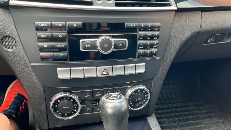 Mercedes-Benz C 200 2.0D 136к.с w204, снимка 7 - Автомобили и джипове - 52569208