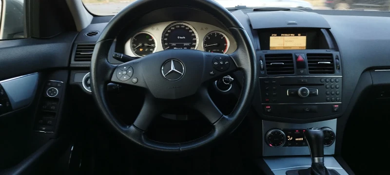 Mercedes-Benz C 220 AVANGARD OM646, снимка 11 - Автомобили и джипове - 51947690