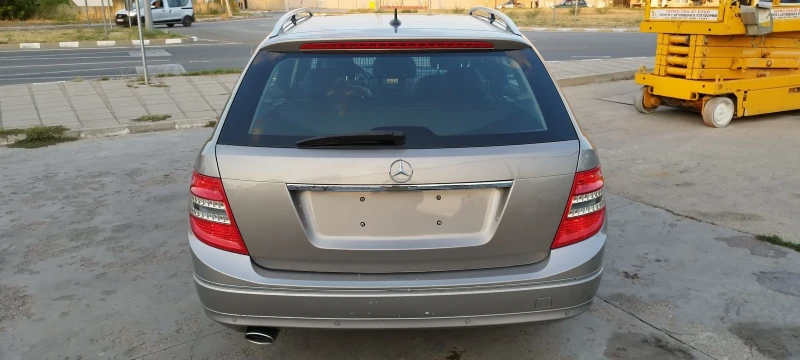 Mercedes-Benz C 220 AVANGARD OM646, снимка 6 - Автомобили и джипове - 51947690