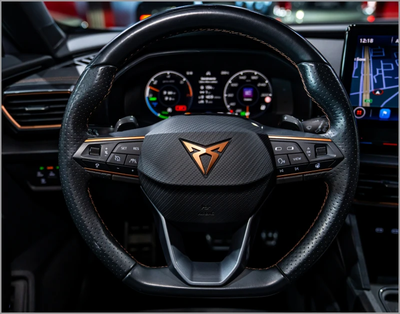 Cupra Formentor * ПРОМО ЦЕНА* VZ* e-Hybrid* , снимка 11 - Автомобили и джипове - 51911741