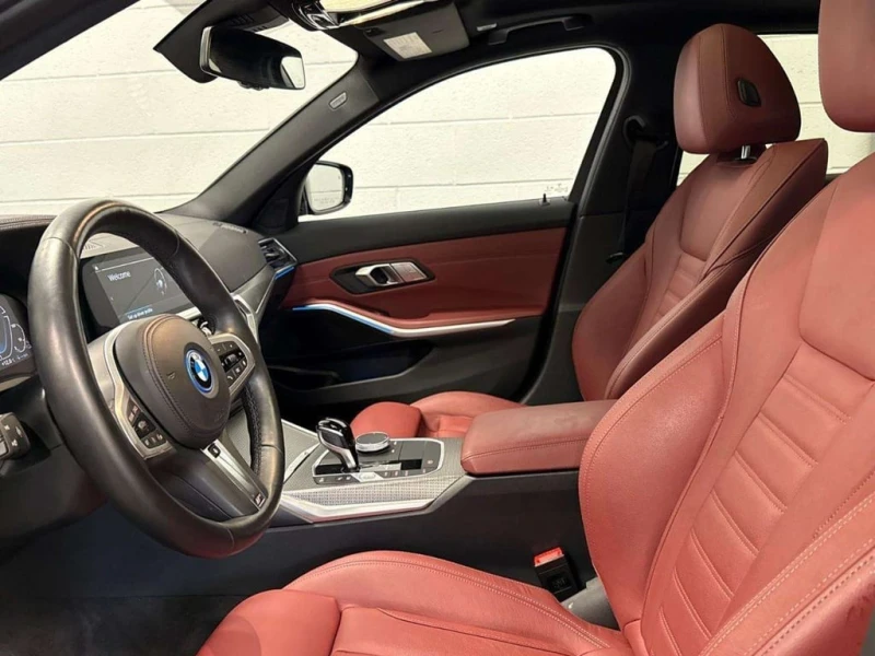 BMW 330 * 330xe * CARFAX * БЕЗ ПЪРВОНАЧАЛНА ВНОСКА, снимка 8 - Автомобили и джипове - 53077007