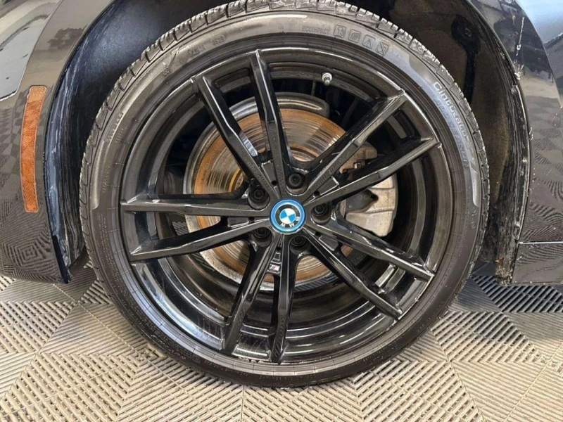 BMW 330 * 330xe * CARFAX * БЕЗ ПЪРВОНАЧАЛНА ВНОСКА, снимка 15 - Автомобили и джипове - 53077007