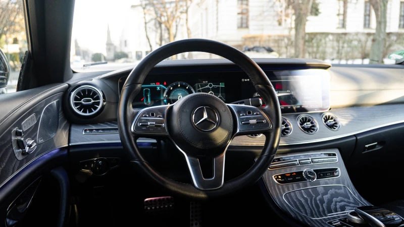 Mercedes-Benz CLS 400 AMG LINE, снимка 17 - Автомобили и джипове - 53441532