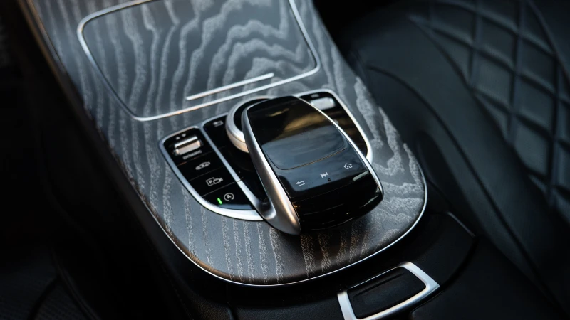 Mercedes-Benz CLS 400 AMG LINE, снимка 13 - Автомобили и джипове - 53441532