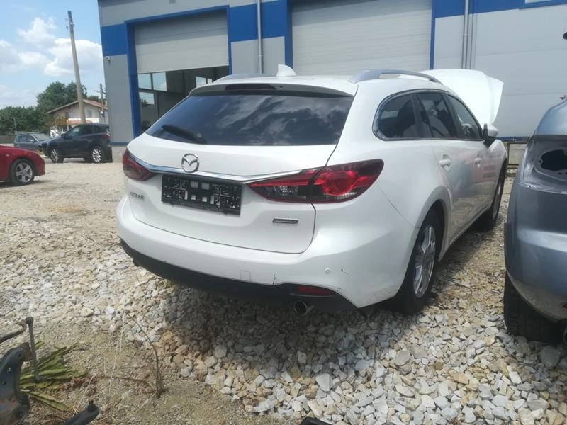 Mazda 6 2.2D Skyaktiv, снимка 4 - Автомобили и джипове - 47613980