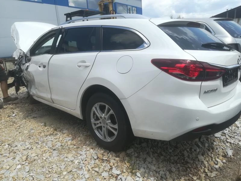 Mazda 6 2.2D Skyaktiv, снимка 3 - Автомобили и джипове - 47613980