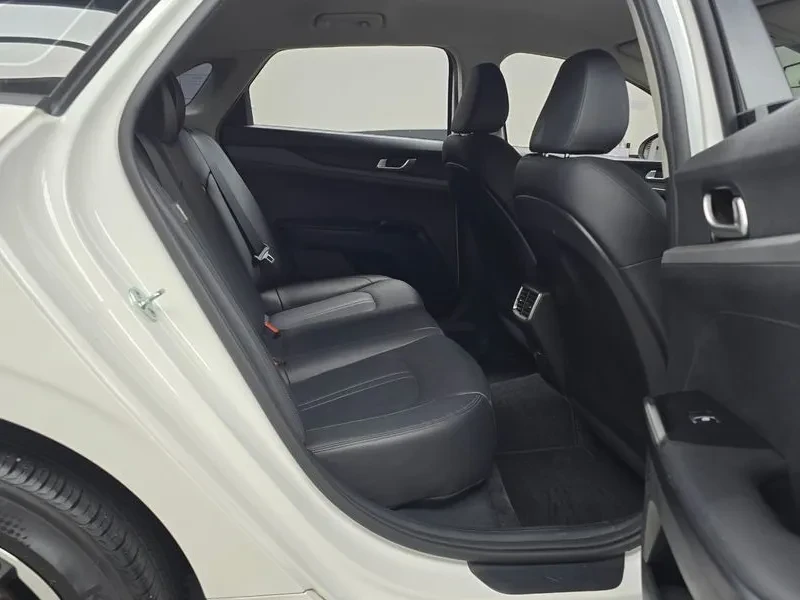 Kia K5 2.0 - САМО 30% АВАНС, снимка 12 - Автомобили и джипове - 55734825