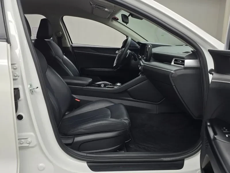 Kia K5 2.0 - САМО 30% АВАНС, снимка 11 - Автомобили и джипове - 55734825