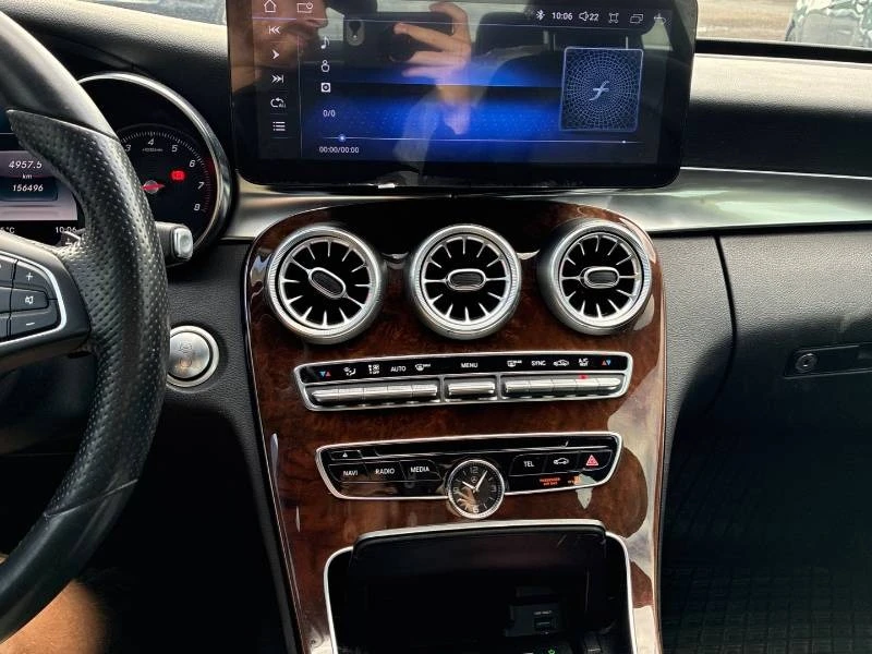 Mercedes-Benz C 300 * 4MATIC * PANO * 2 КЛЮЧА * КОМПЛЕКТ ГУМИ, снимка 10 - Автомобили и джипове - 55816621