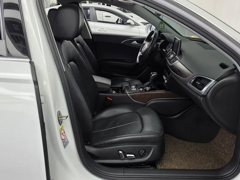 Audi A6, снимка 11 - Автомобили и джипове - 56159412