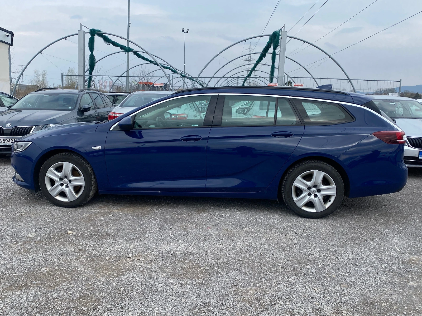 Opel Insignia 1, 6 CDTI  - изображение 2