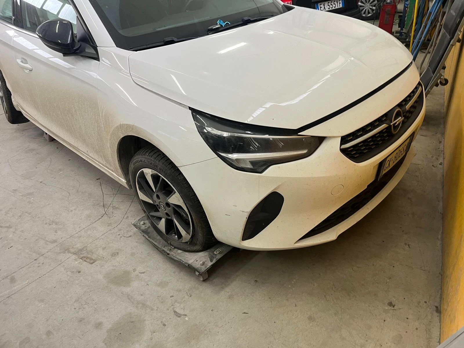 Opel Corsa Електричка - изображение 5