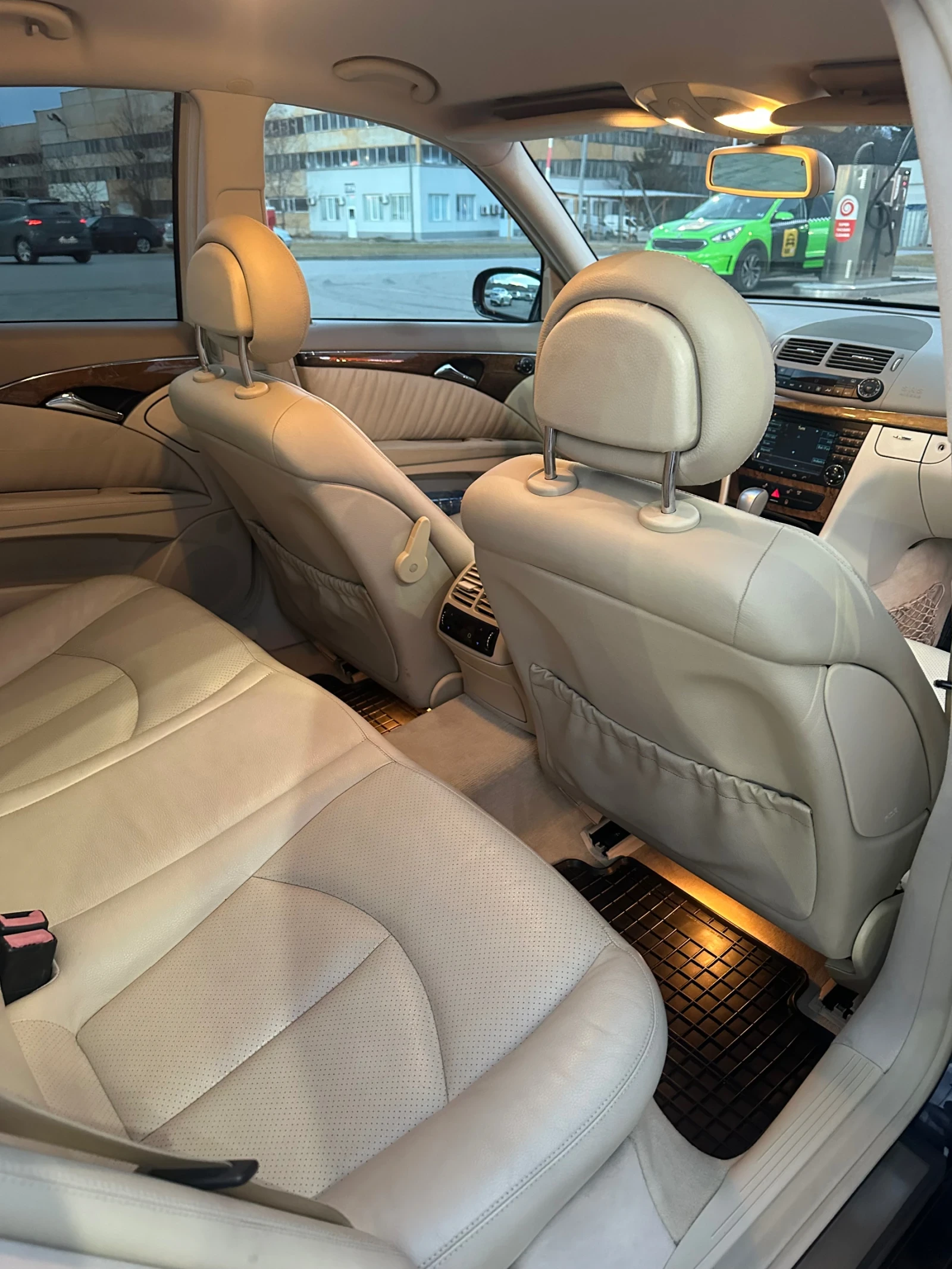 Mercedes-Benz E 320 | Mobile.bg � ����������� 14