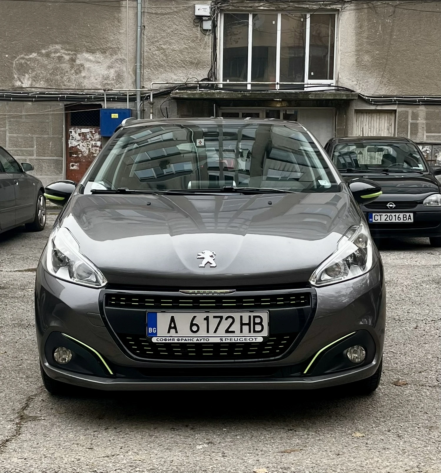 Peugeot 208 1.2 Бензин - изображение 3