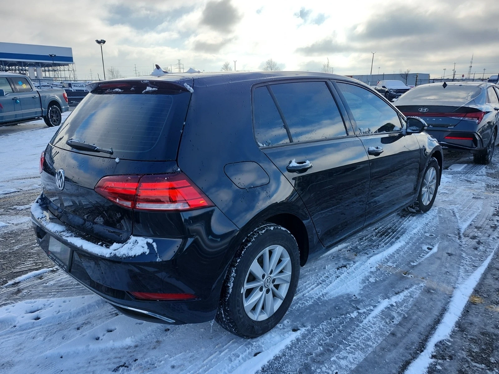 VW Golf COMFORTLINE * * CARFAX * * ���� ������ * *  | Mobile.bg � ����������� 4