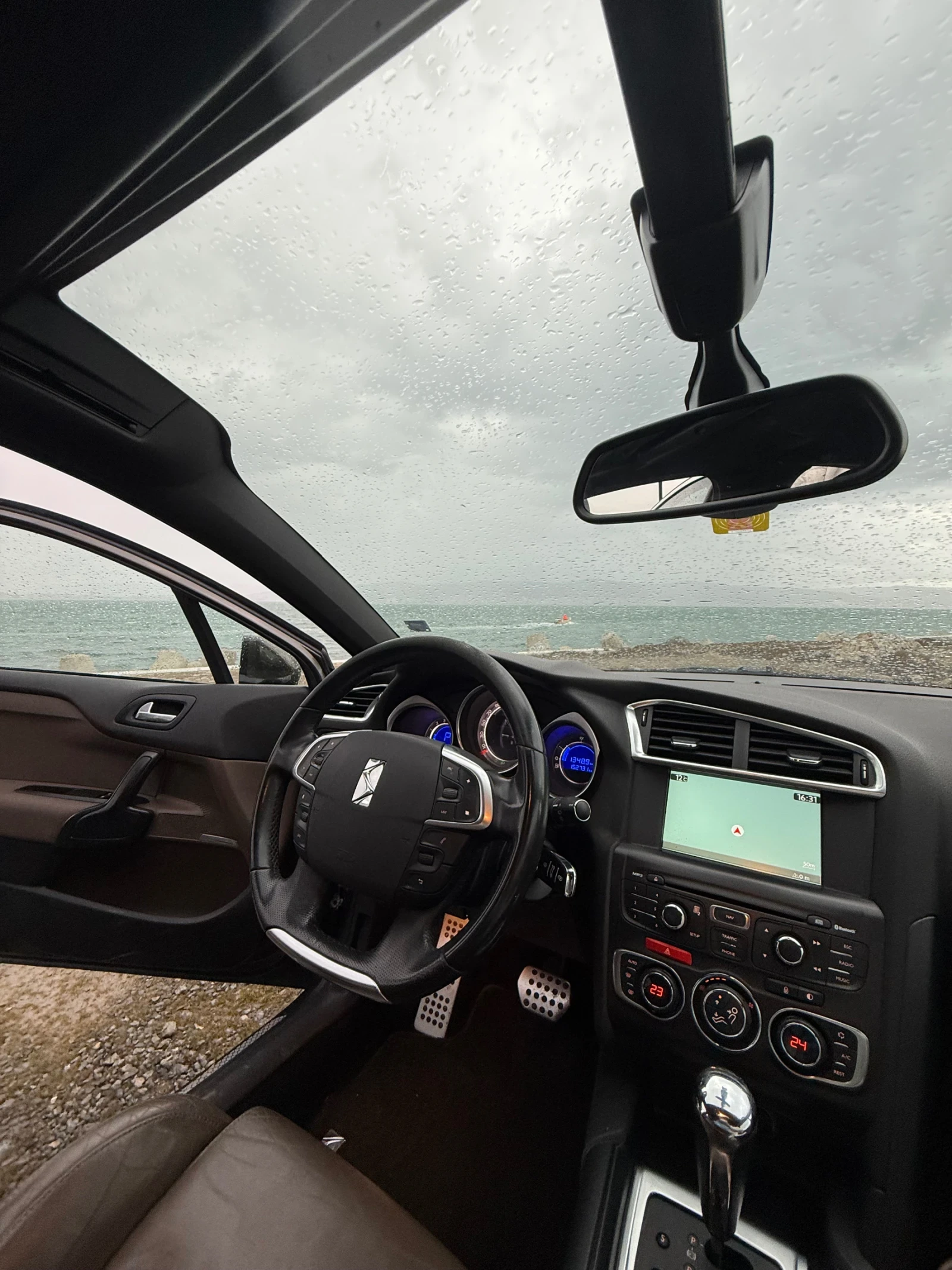 Citroen DS4 1.6HDI/Automatic, снимка 9 - Автомобили и джипове - 53624636