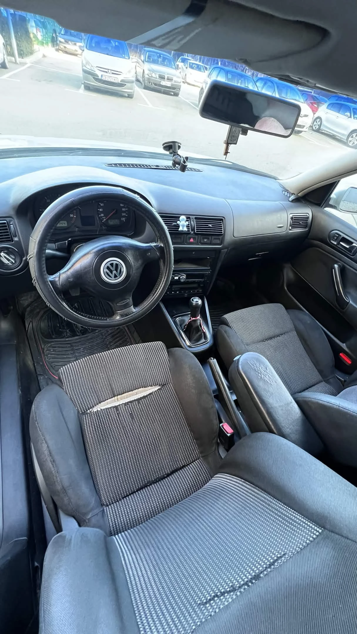 VW Golf, снимка 7 - Автомобили и джипове - 53840330