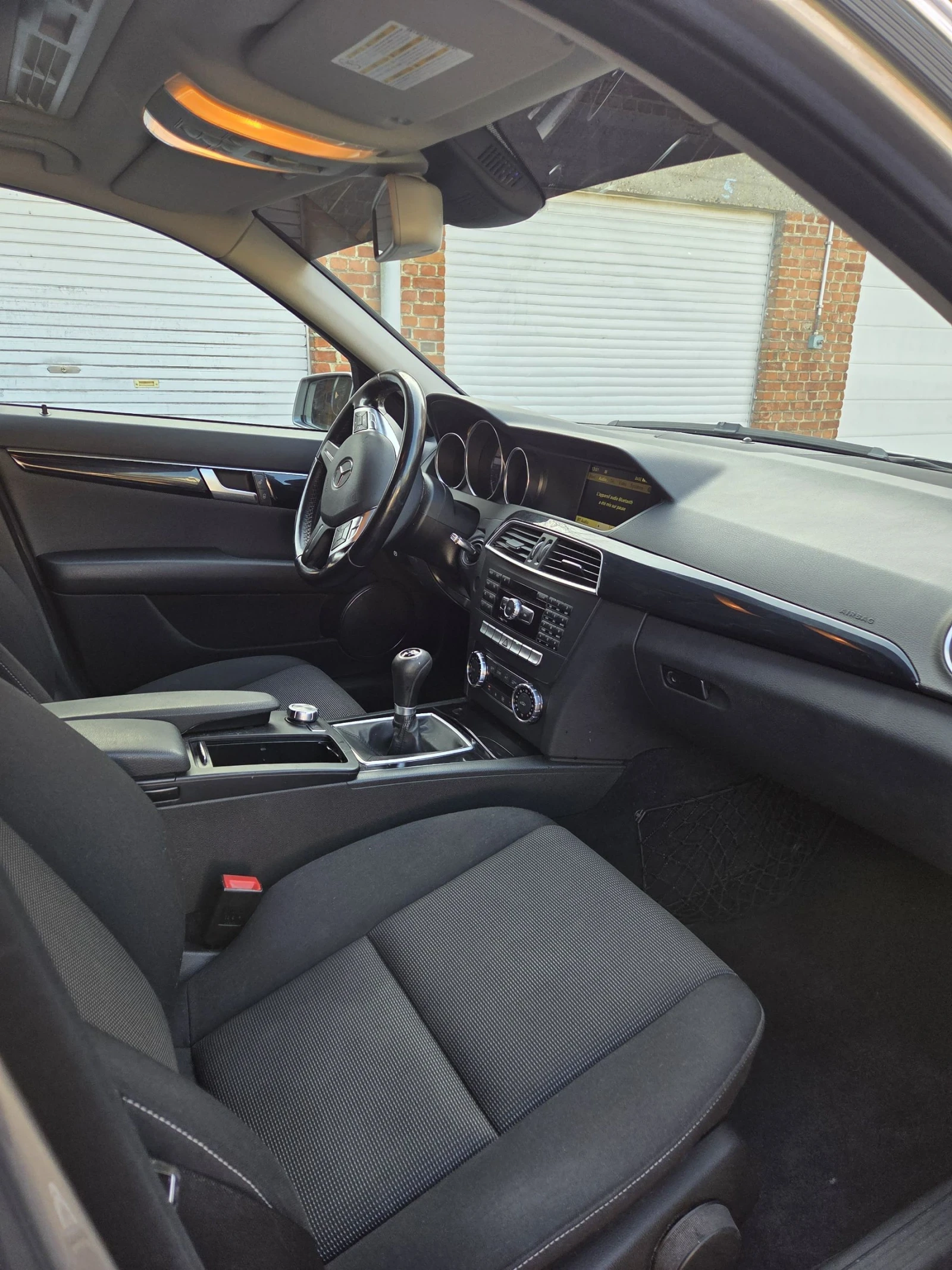 Mercedes-Benz C 180, снимка 11 - Автомобили и джипове - 53866700