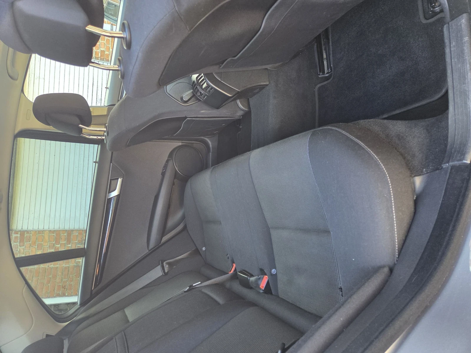 Mercedes-Benz C 180, снимка 12 - Автомобили и джипове - 53866700