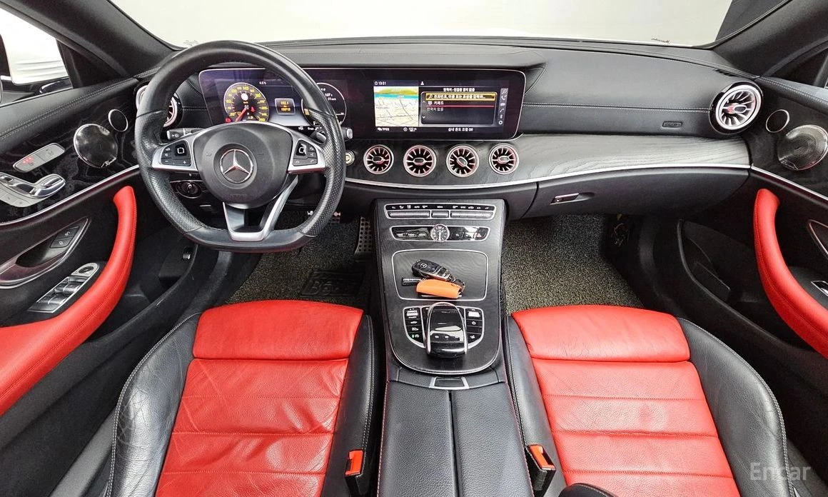 Mercedes-Benz E 220 AMG* HEAD-UP* ПАНОРАМА* ПОДГРЕВ* КАМЕРА* DIGITAL , снимка 10 - Автомобили и джипове - 53893008