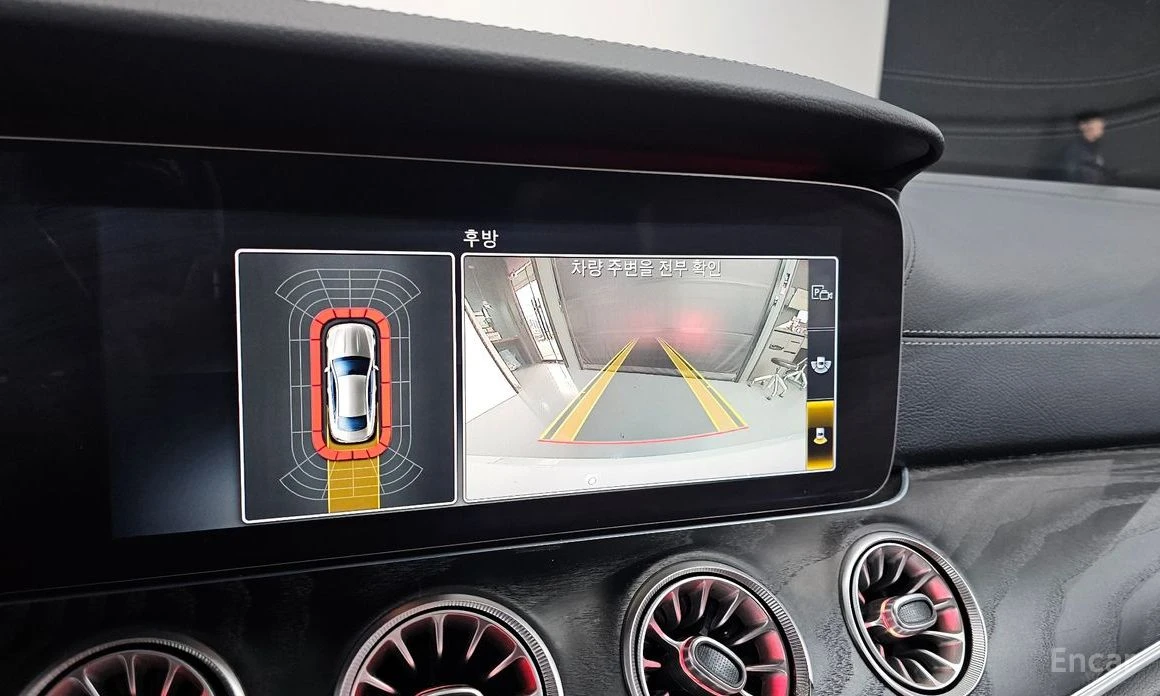 Mercedes-Benz E 220 AMG* HEAD-UP* ПАНОРАМА* ПОДГРЕВ* КАМЕРА* DIGITAL , снимка 13 - Автомобили и джипове - 53893008