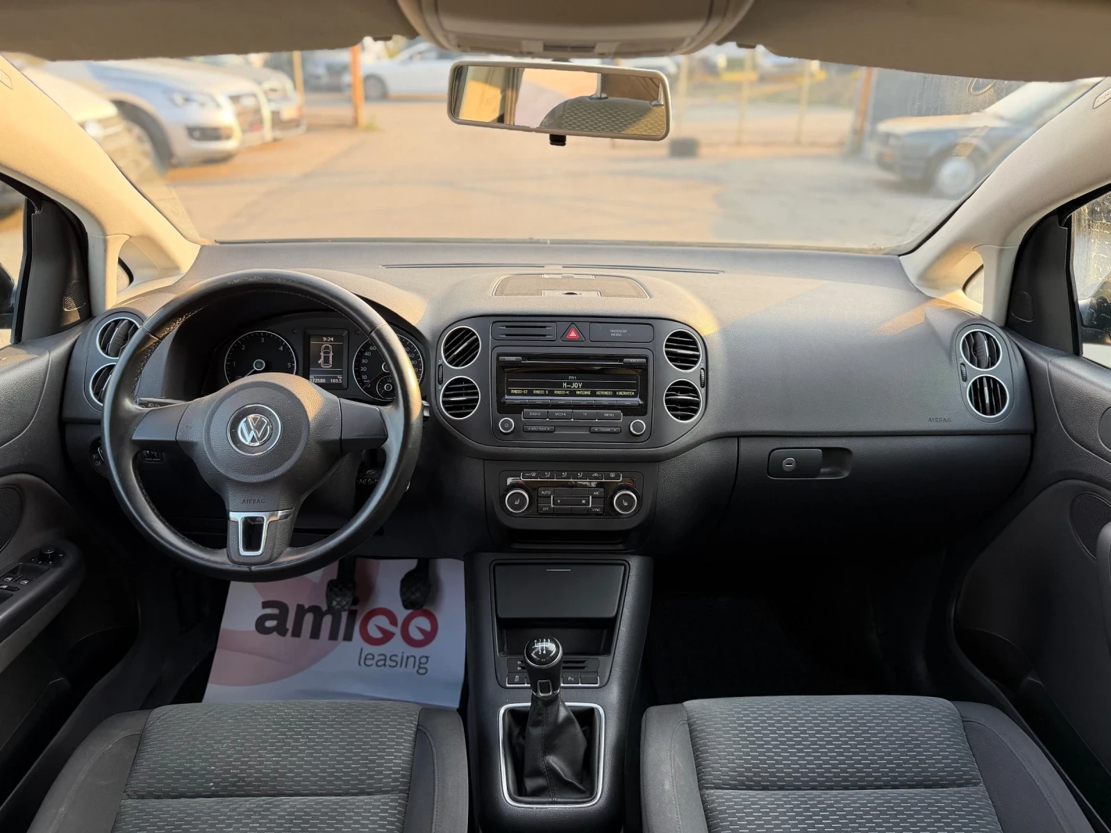 VW Golf Plus 1.6TDI FACELIFT, снимка 13 - Автомобили и джипове - 53978250