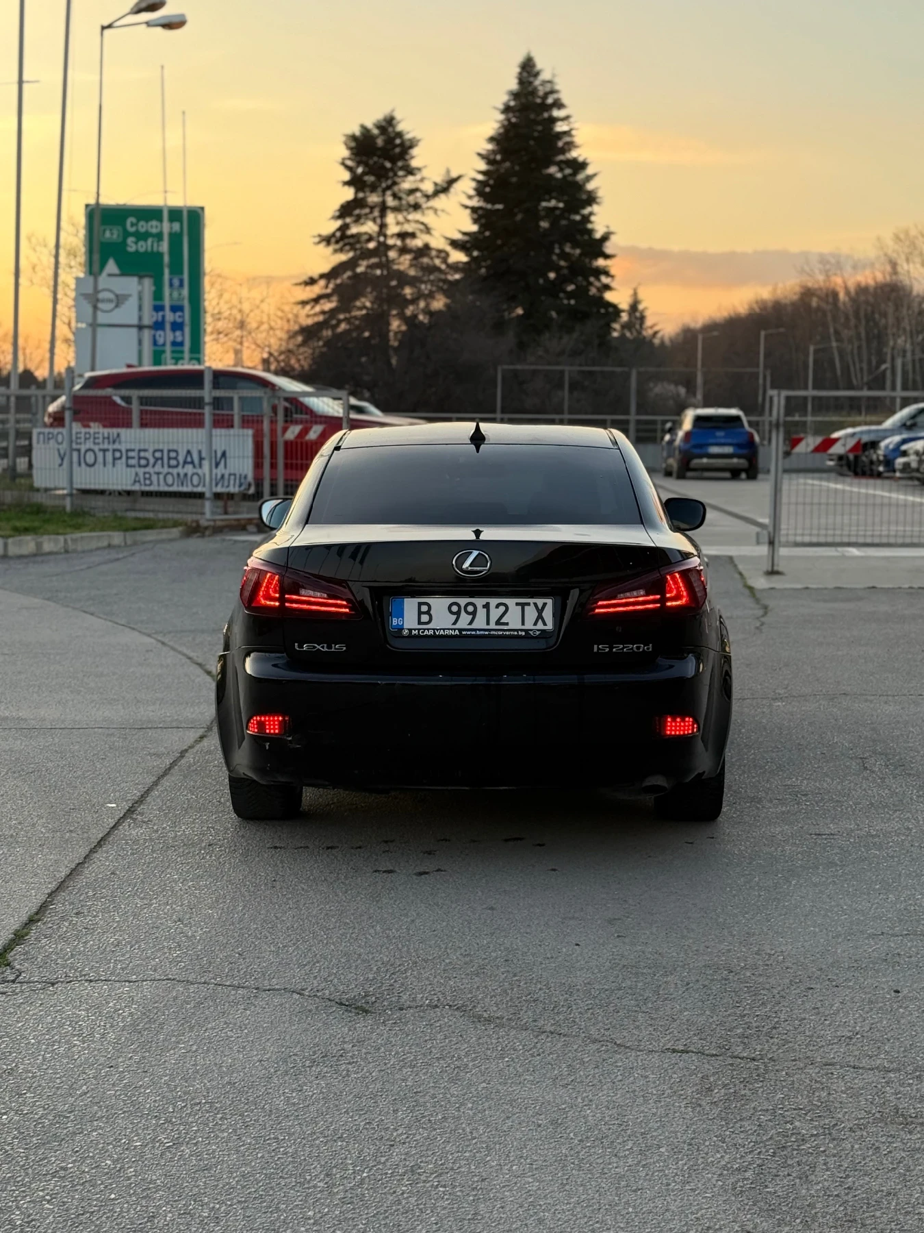 Lexus IS 220d, снимка 3 - Автомобили и джипове - 54141403