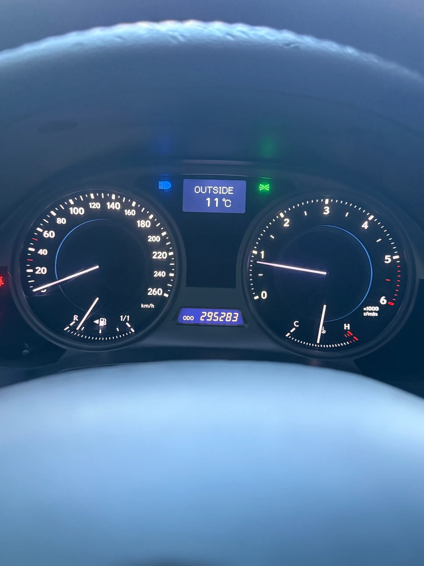 Lexus IS 220d, снимка 14 - Автомобили и джипове - 54141403