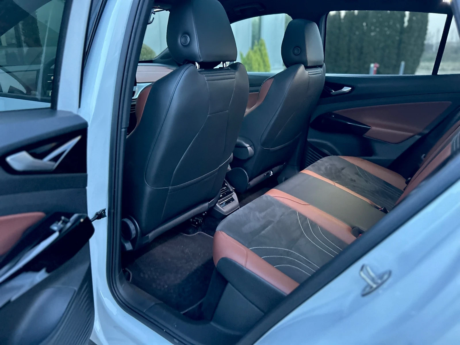 VW ID.4 PRO/82kWh/FULL/Гаранция, снимка 11 - Автомобили и джипове - 54164185