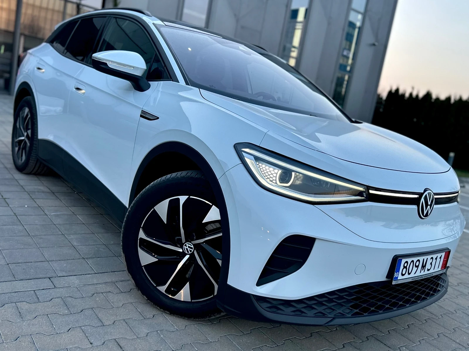 VW ID.4 PRO/82kWh/FULL/Гаранция, снимка 3 - Автомобили и джипове - 54164185