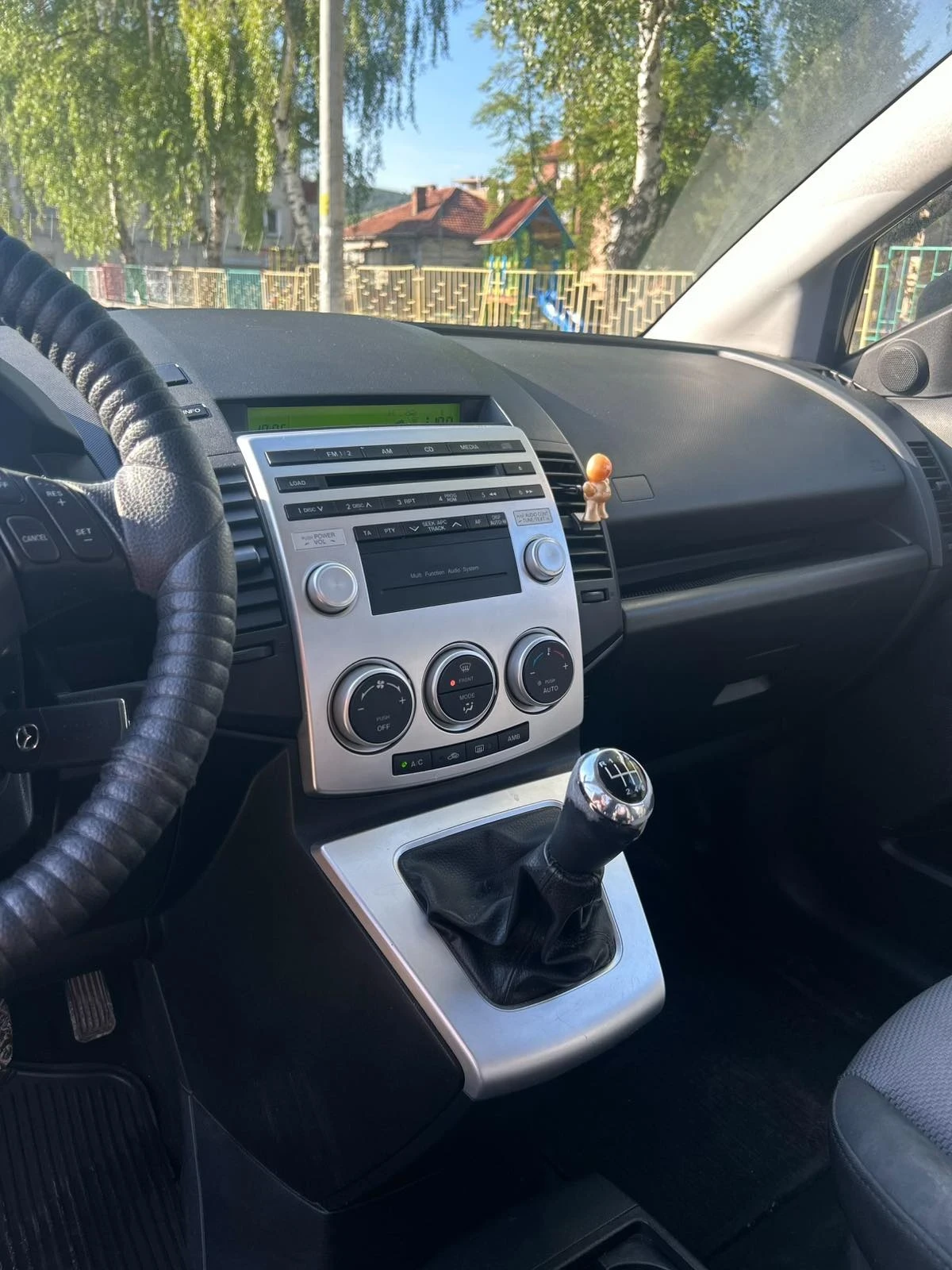 Mazda 5, снимка 12 - Автомобили и джипове - 54429552