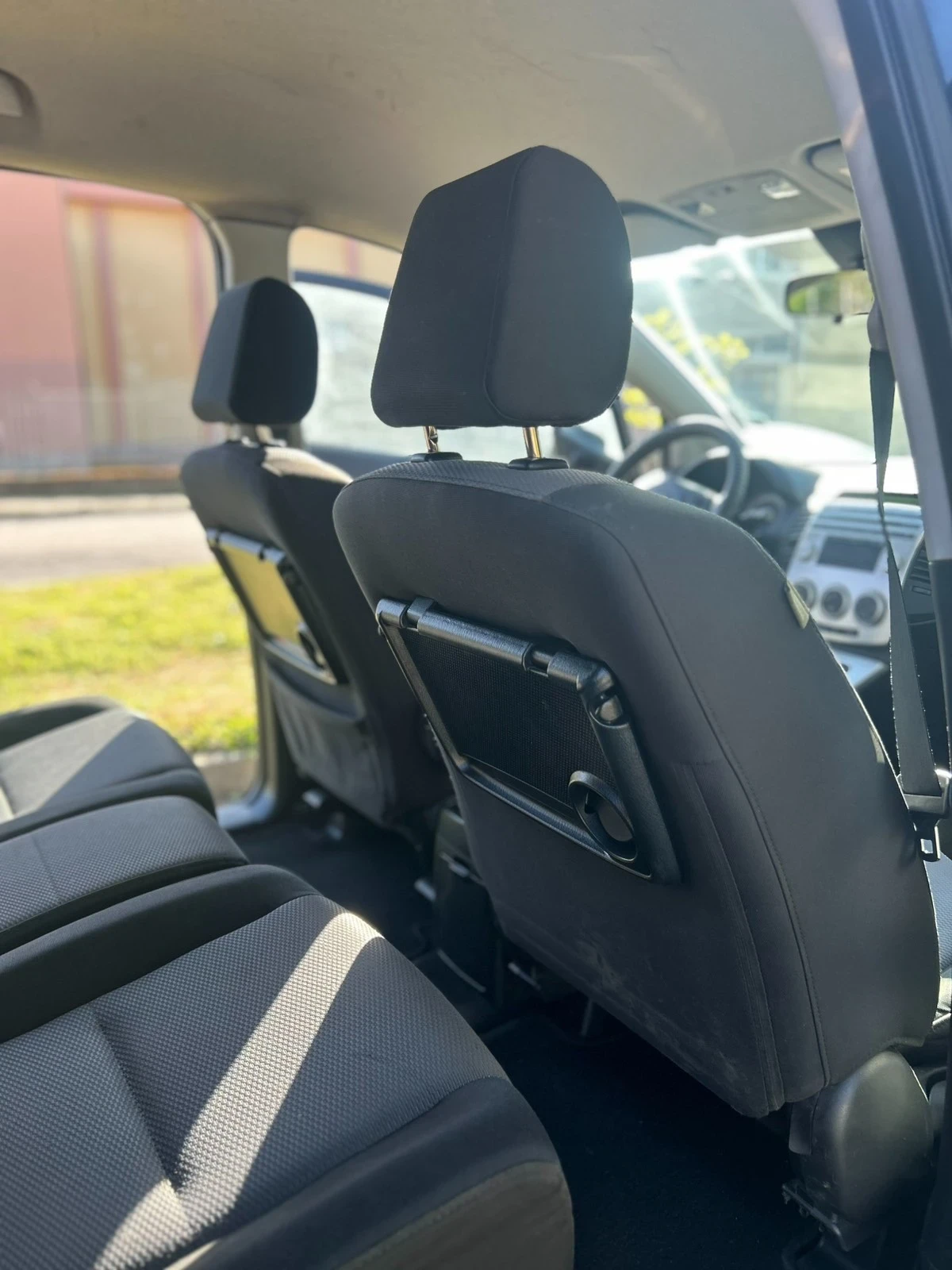 Mazda 5, снимка 8 - Автомобили и джипове - 54429552