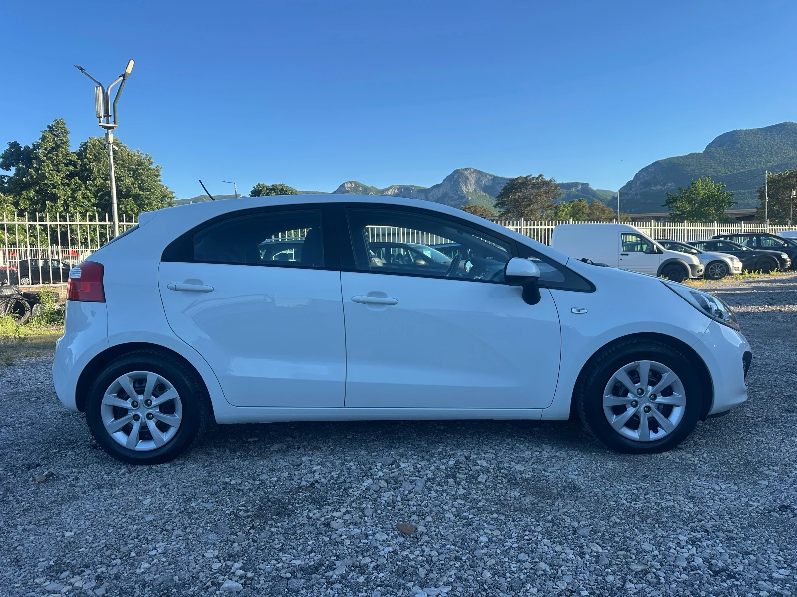 Kia Rio 1.25i 69kc EURO 5b | Mobile.bg � ����������� 2