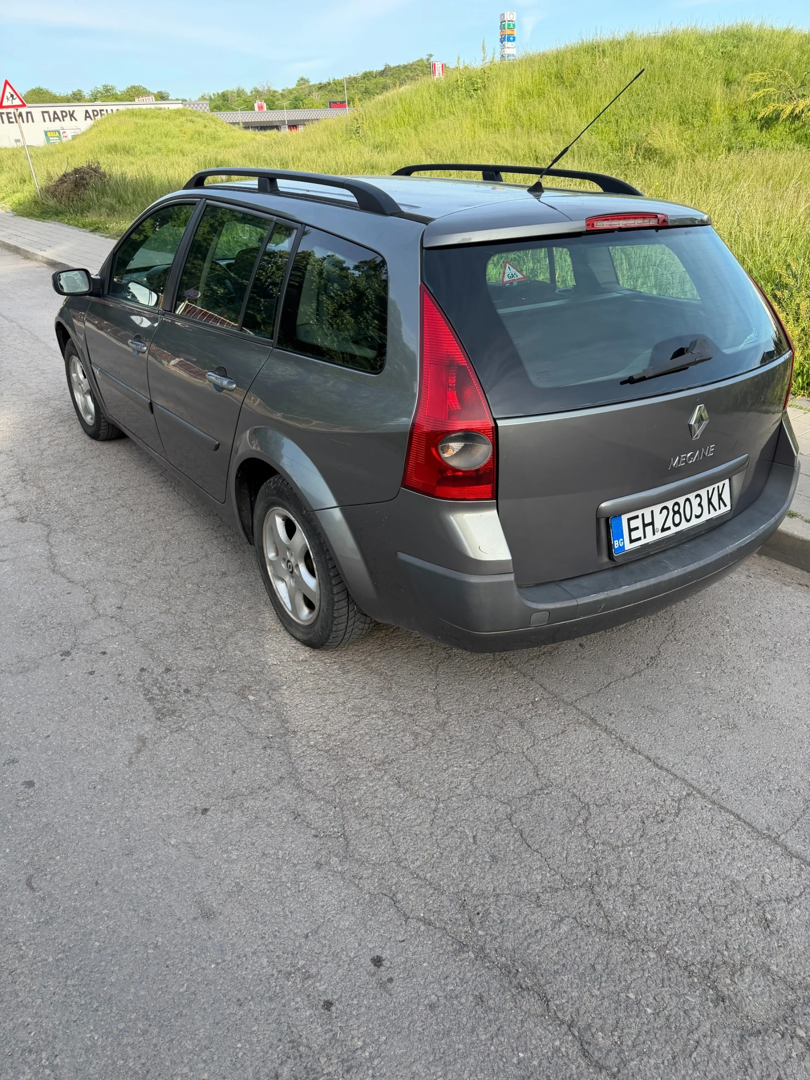 Renault Megane, снимка 3 - Автомобили и джипове - 54620627