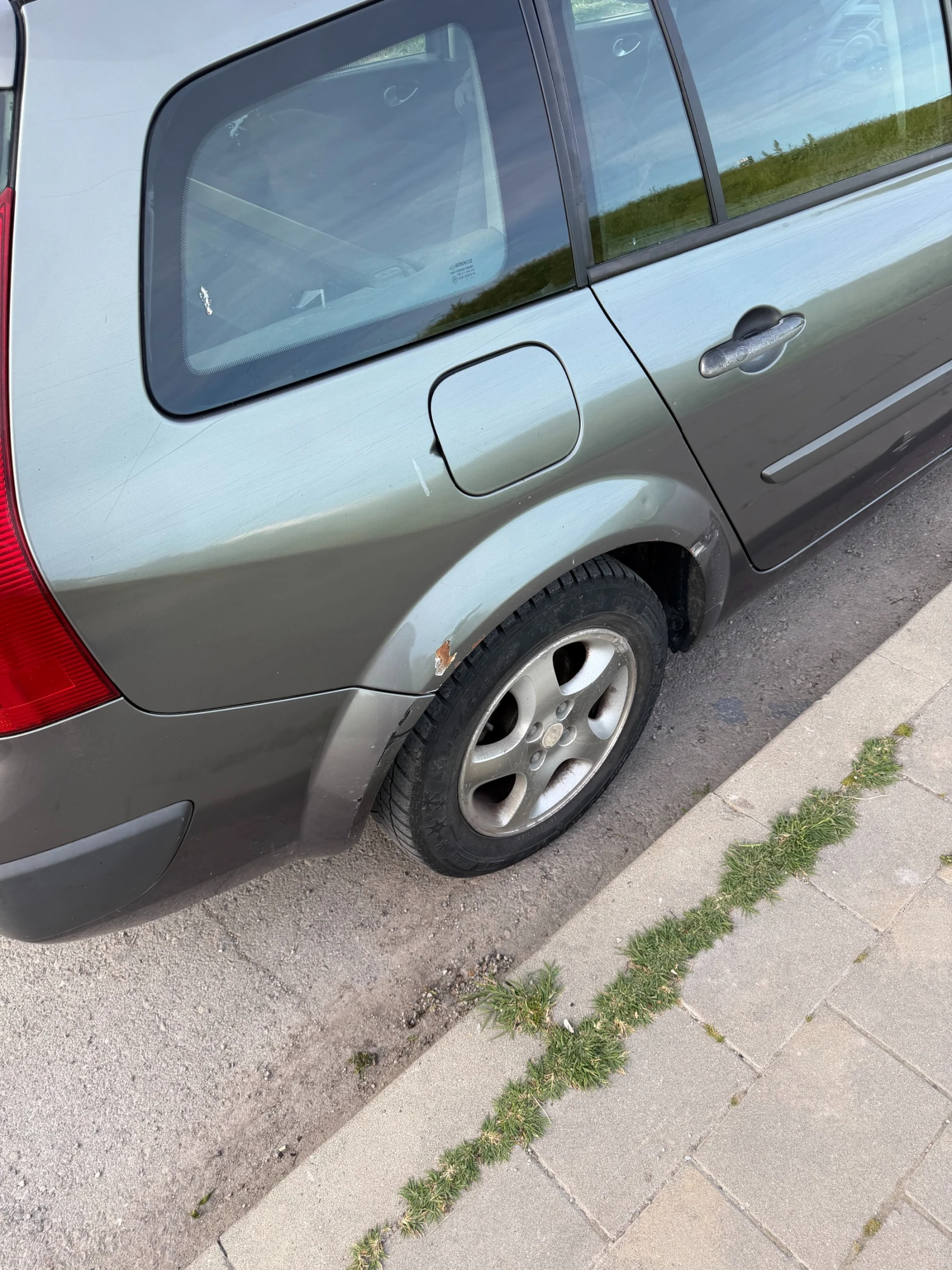 Renault Megane, снимка 4 - Автомобили и джипове - 54620627