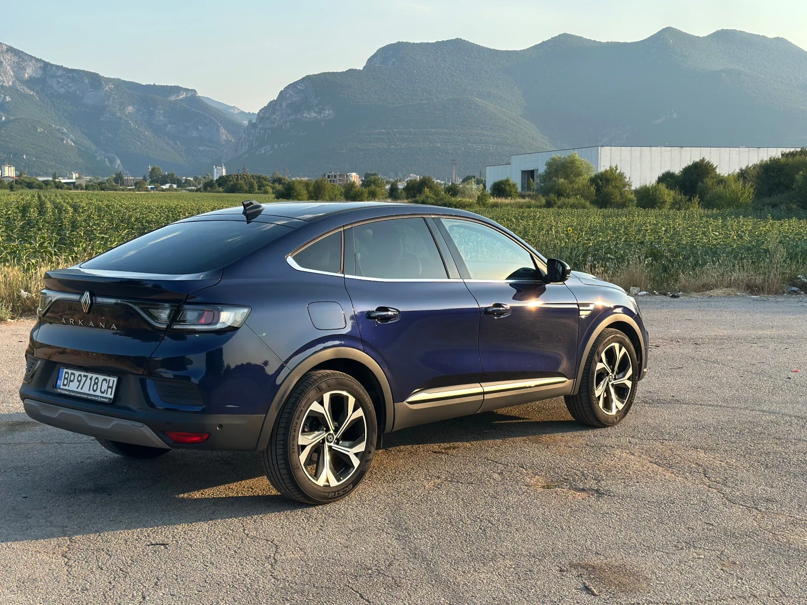 Renault Arkana 1.3 TCe, снимка 5 - Автомобили и джипове - 54820822