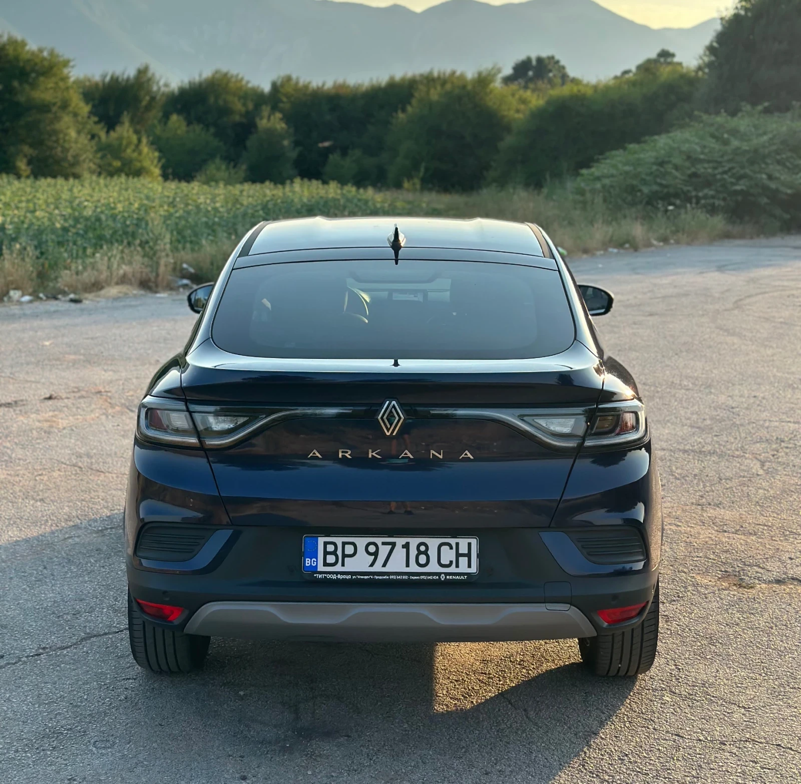 Renault Arkana 1.3 TCe, снимка 4 - Автомобили и джипове - 54820822