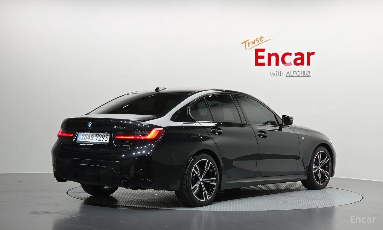 BMW 320 i* M SPORT* ПОДГРЕВ* НАВИГАЦИЯ* , снимка 2 - Автомобили и джипове - 54823060