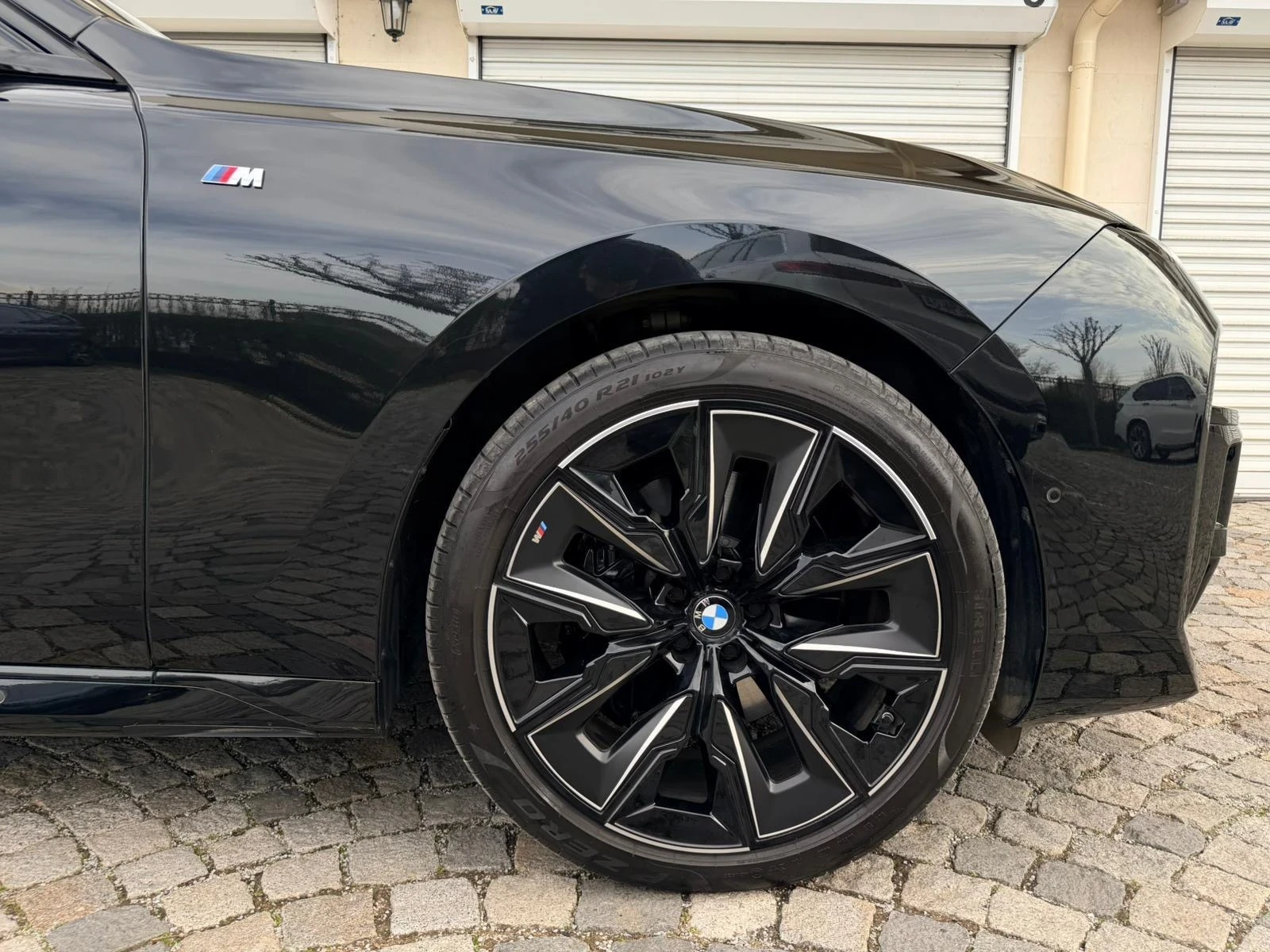 BMW 740 d xDrive M Sport Pro SkyLounge AutDoors Гаранция , снимка 4 - Автомобили и джипове - 55185376