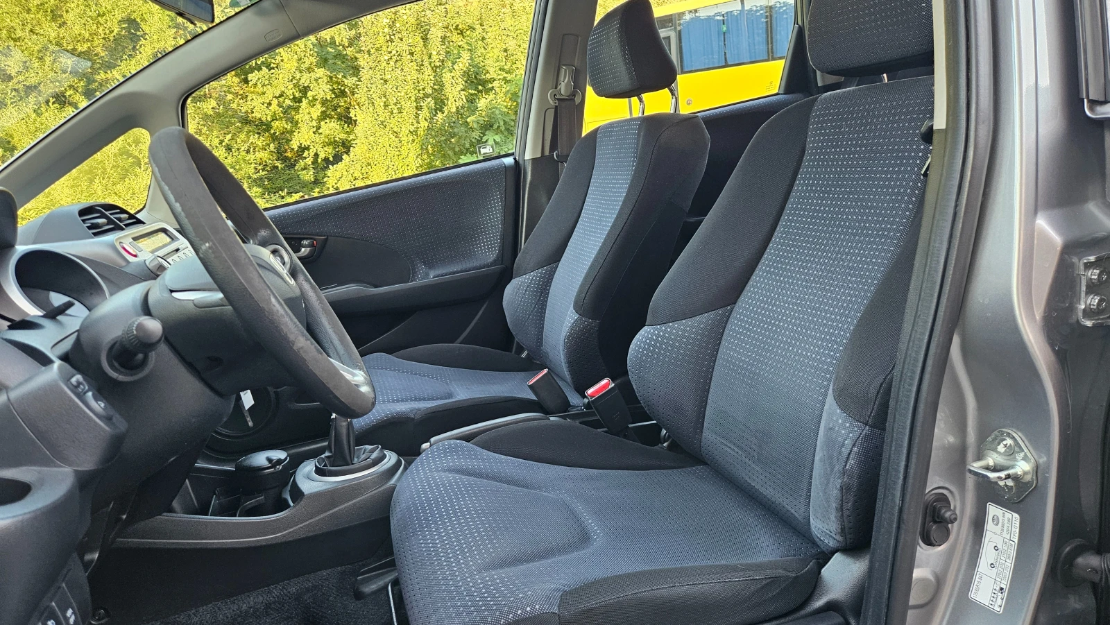Honda Jazz 1.4 KLIMA/145 000km, снимка 12 - Автомобили и джипове - 55592912