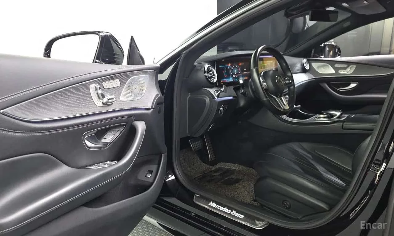 Mercedes-Benz CLS 450 4MATIC AMG Line, снимка 10 - Автомобили и джипове - 55617187