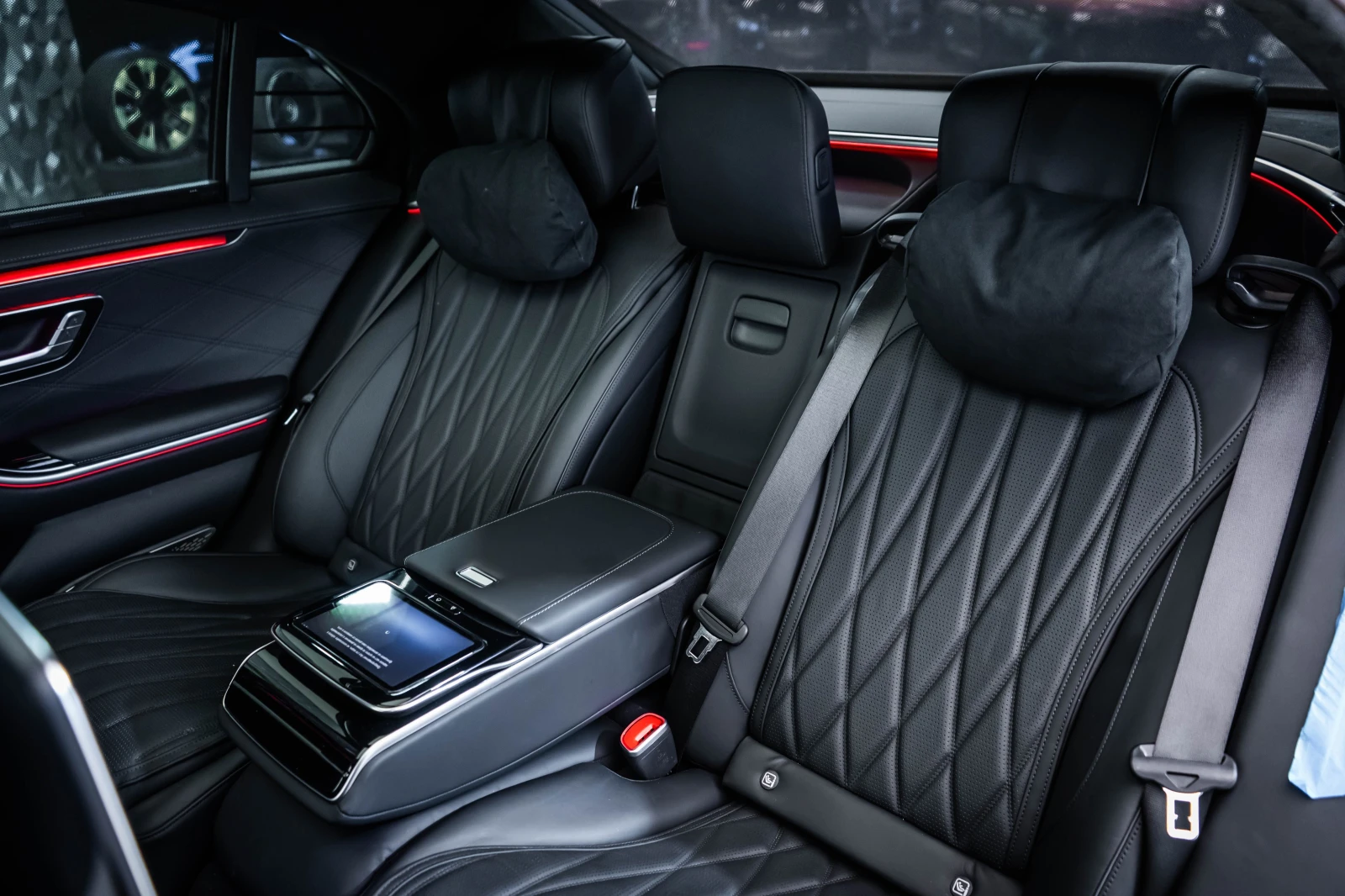 Mercedes-Benz S 63 AMG L 4M+ * Burm4D* Carbon* Монитори* Pano* FirstCl, снимка 15 - Автомобили и джипове - 55644234