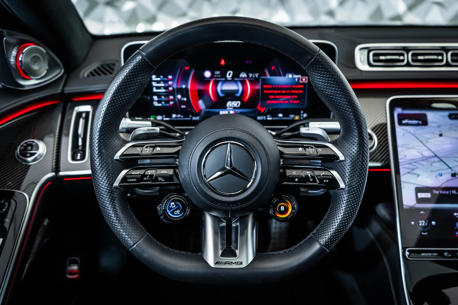 Mercedes-Benz S 63 AMG L 4M+ * Burm4D* Carbon* Монитори* Pano* FirstCl, снимка 11 - Автомобили и джипове - 55644234
