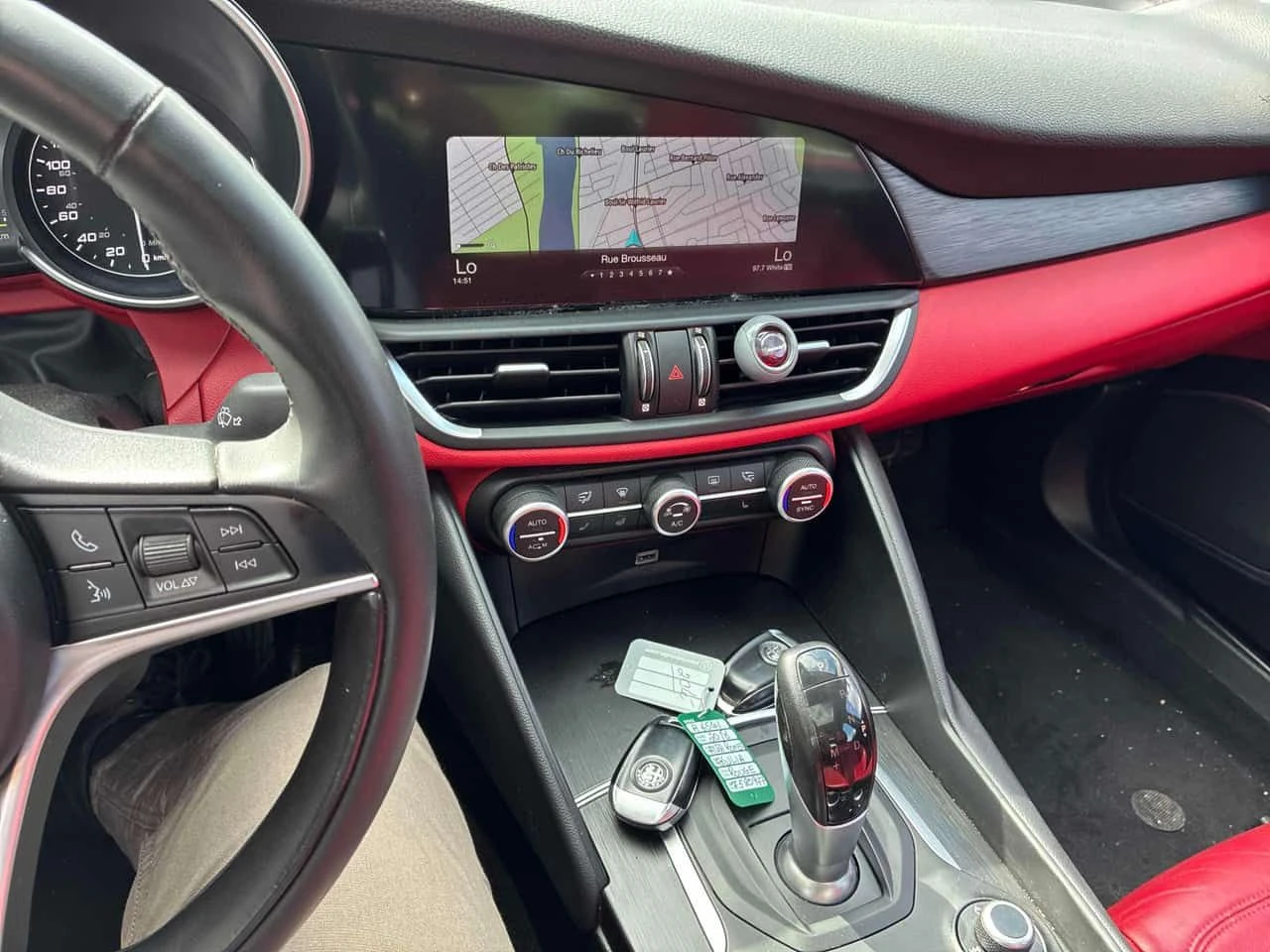 Alfa Romeo Giulia * AWD * АВТОКРЕДИТ БЕЗ ПЪРВОНАЧАЛНА ВНОСКА* , снимка 9 - Автомобили и джипове - 55698856