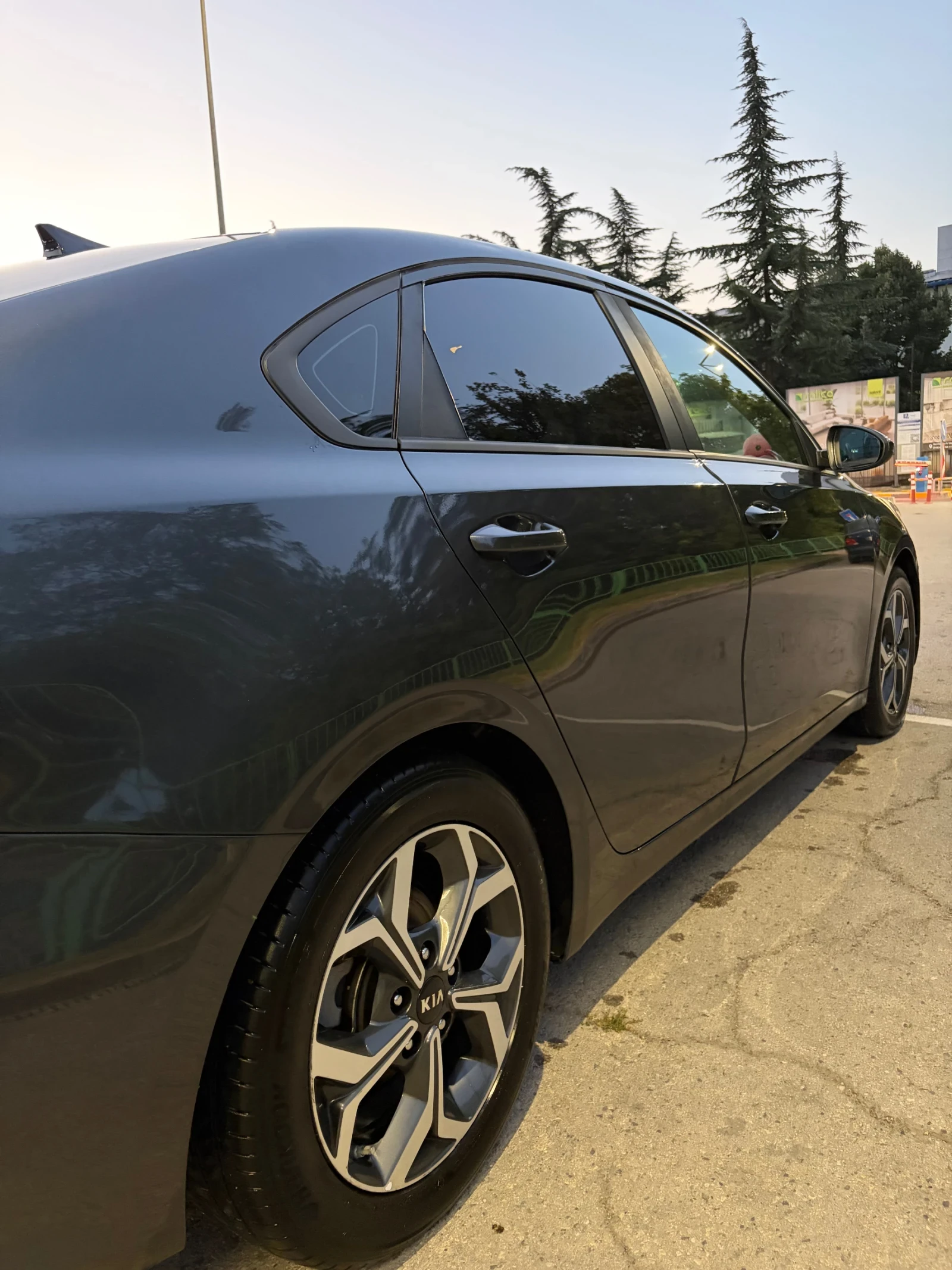 Kia Forte, снимка 4 - Автомобили и джипове - 55837890