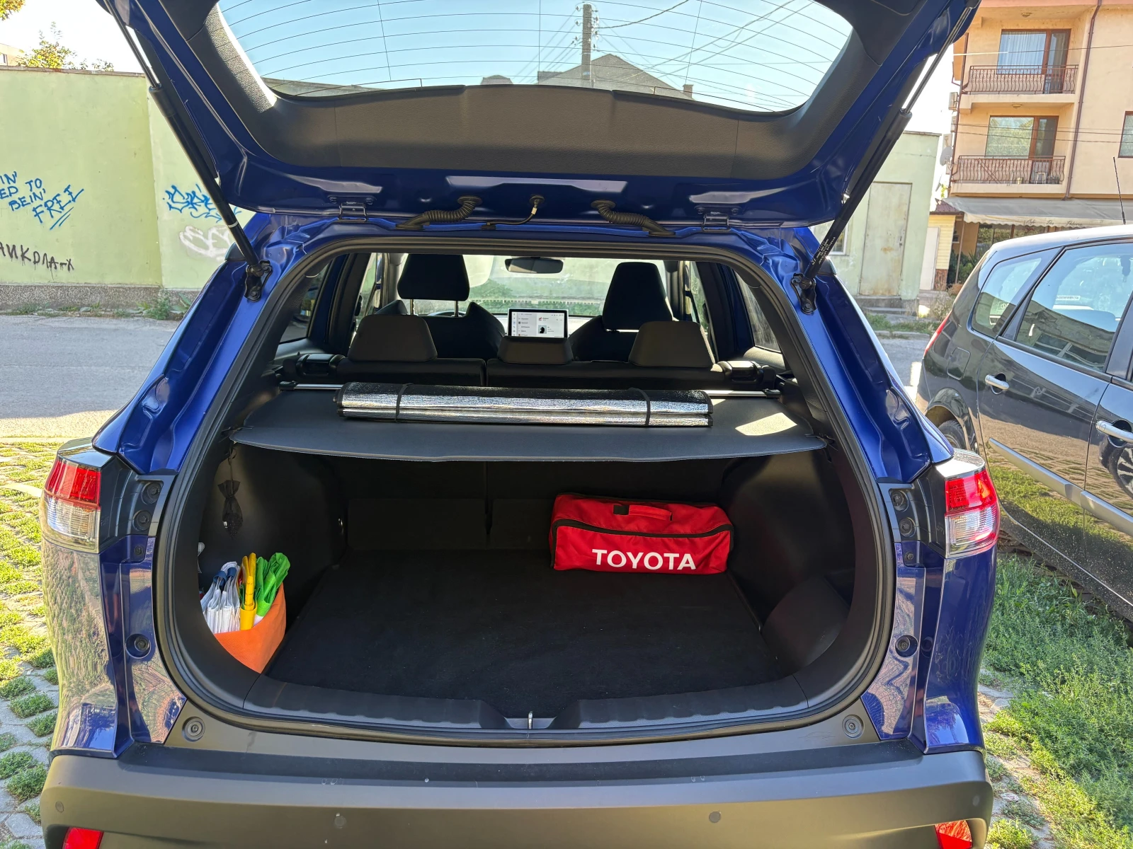 Toyota Corolla Cross Executive Plus HEV FWD, снимка 14 - Автомобили и джипове - 55963017