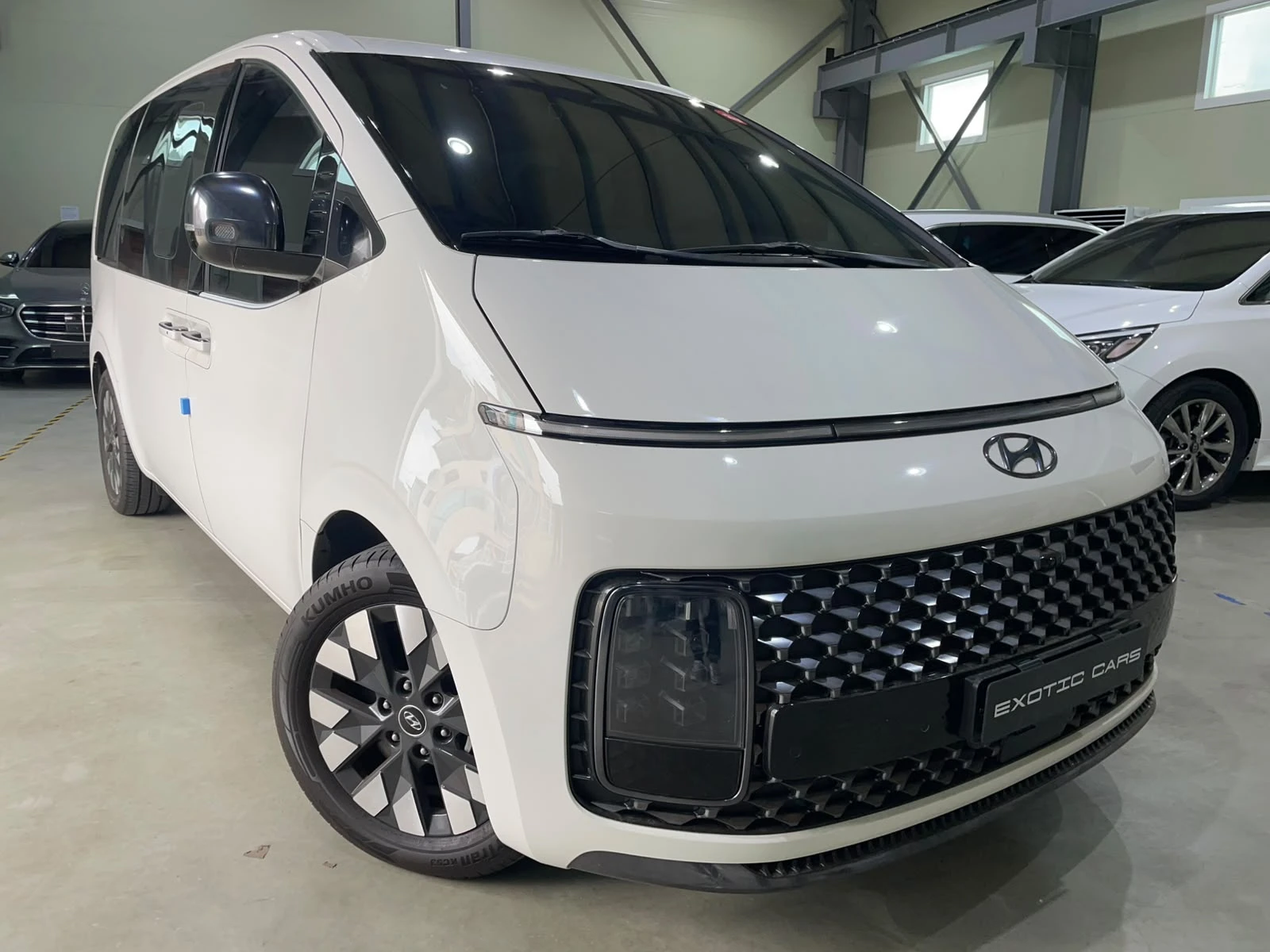 Hyundai Staria 3.5 LPG ! 6+ 1 ! Inspiration !
