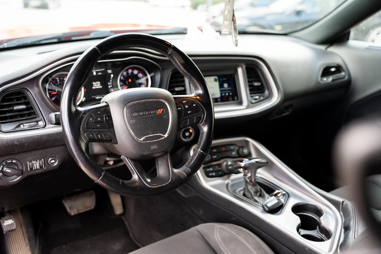 Dodge Challenger AWD, снимка 14 - Автомобили и джипове - 56266999