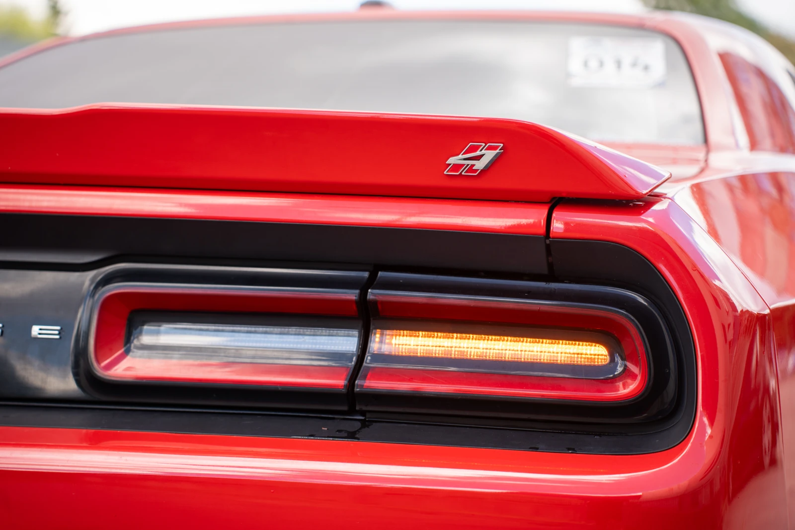 Dodge Challenger AWD, снимка 9 - Автомобили и джипове - 56266999